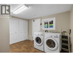 2301 Jingle Pot Rd, Nanaimo, BC V9R6W2 Photo 22