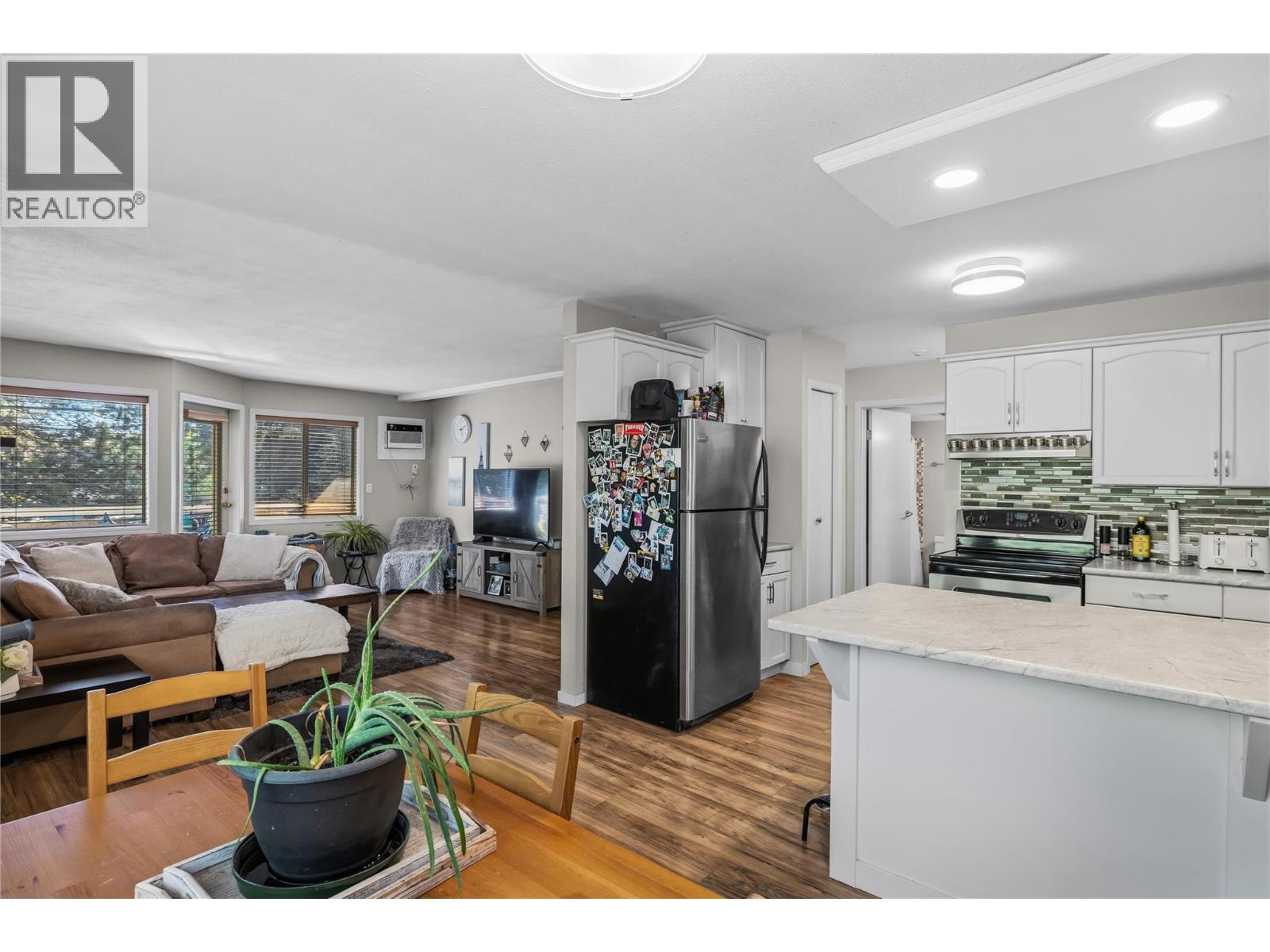 #234 3842 Gordon Drive - Image 7