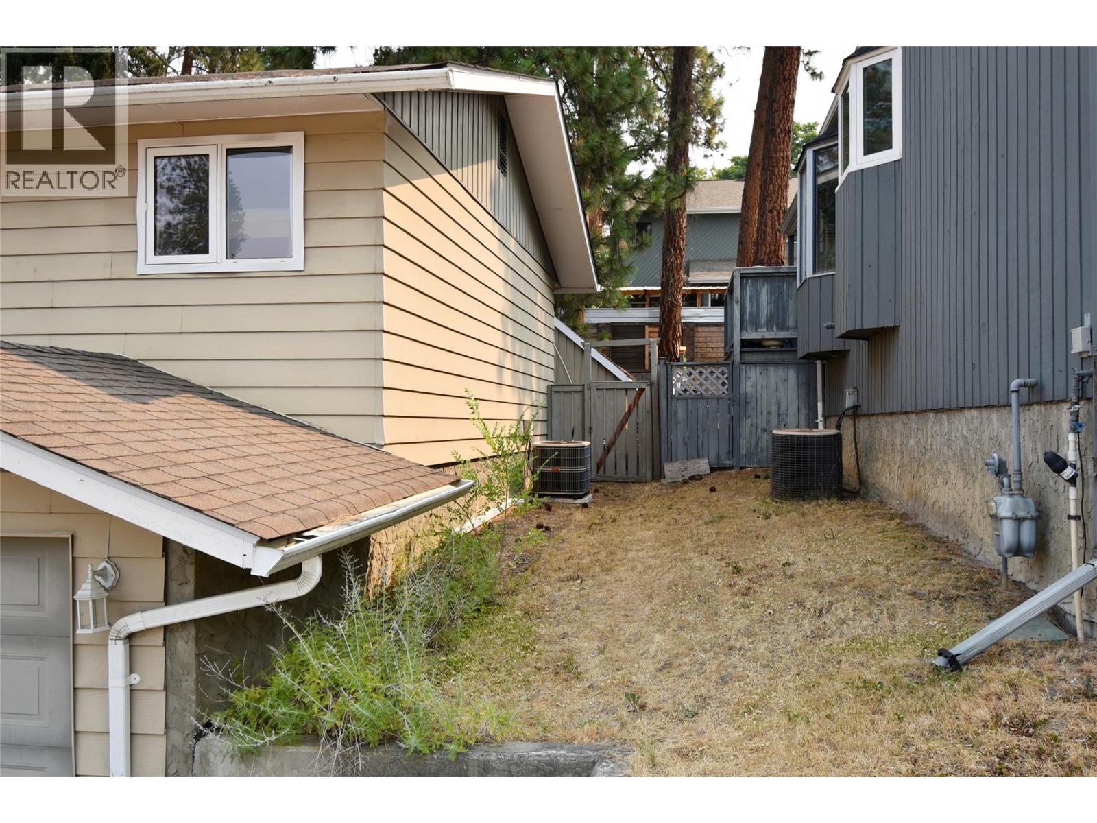 3907 17 Street - 77