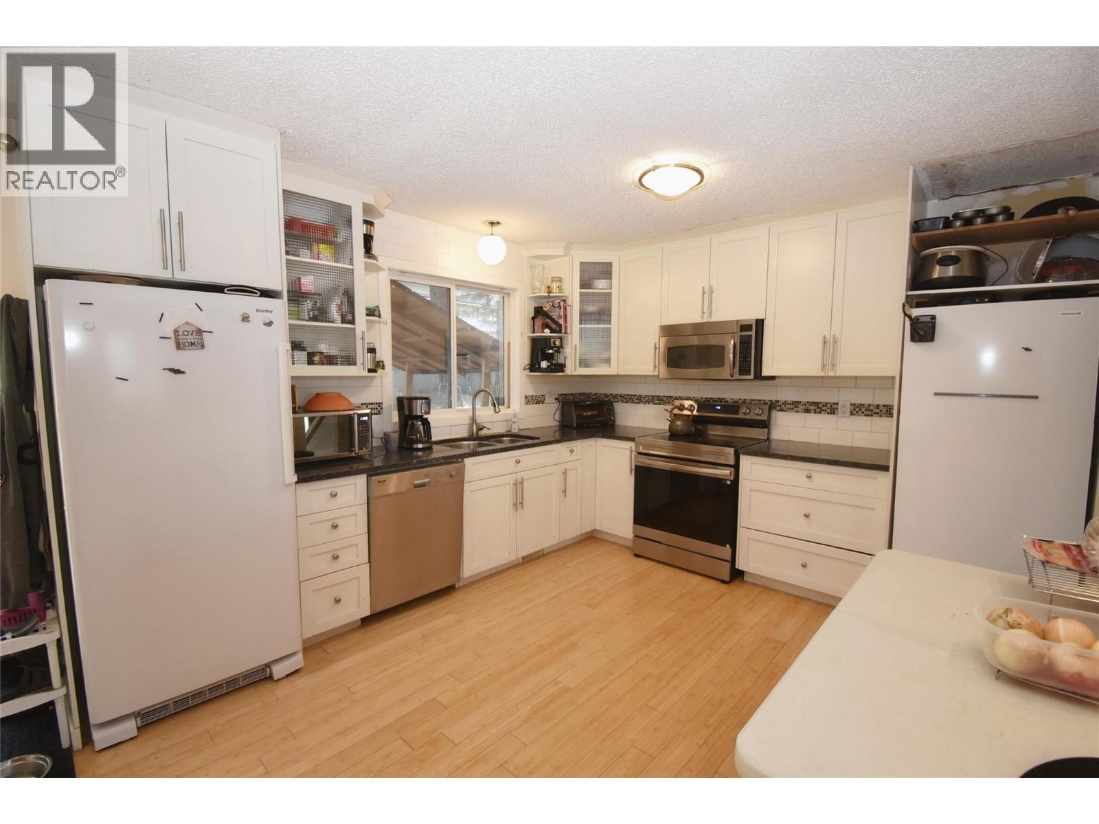 3907 17 Street, Vernon