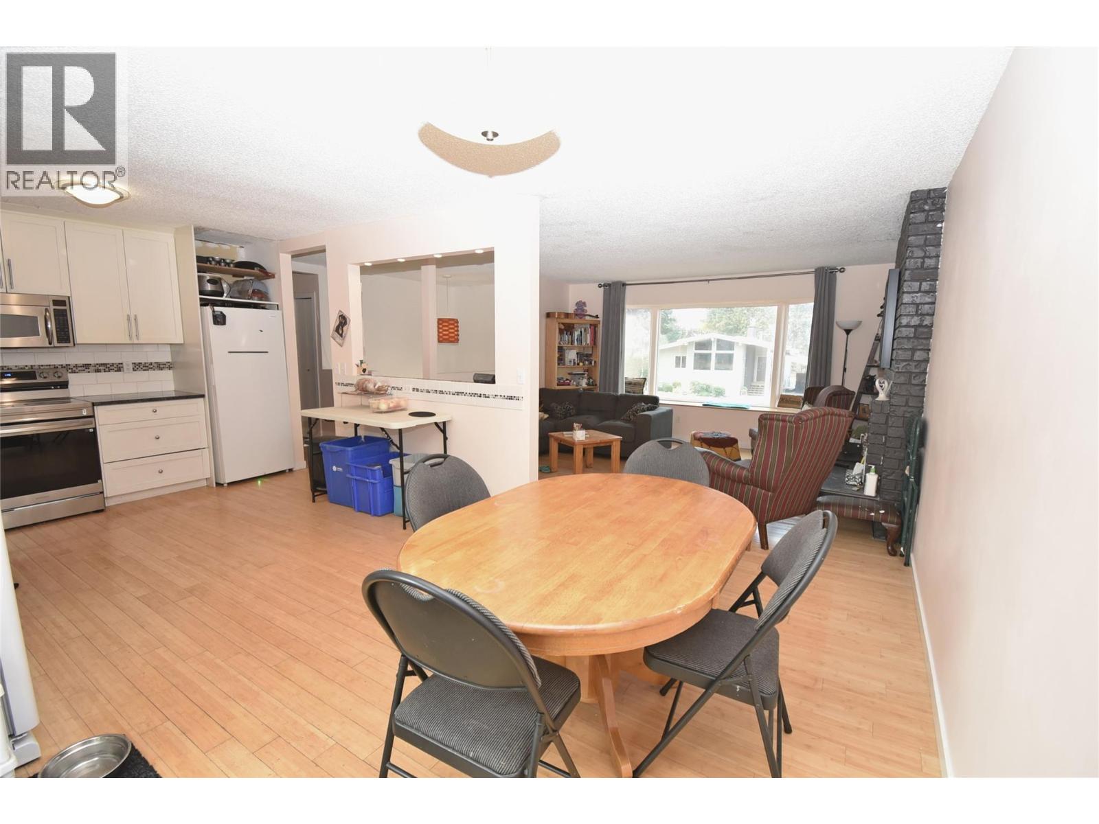 3907 17 Street - 17