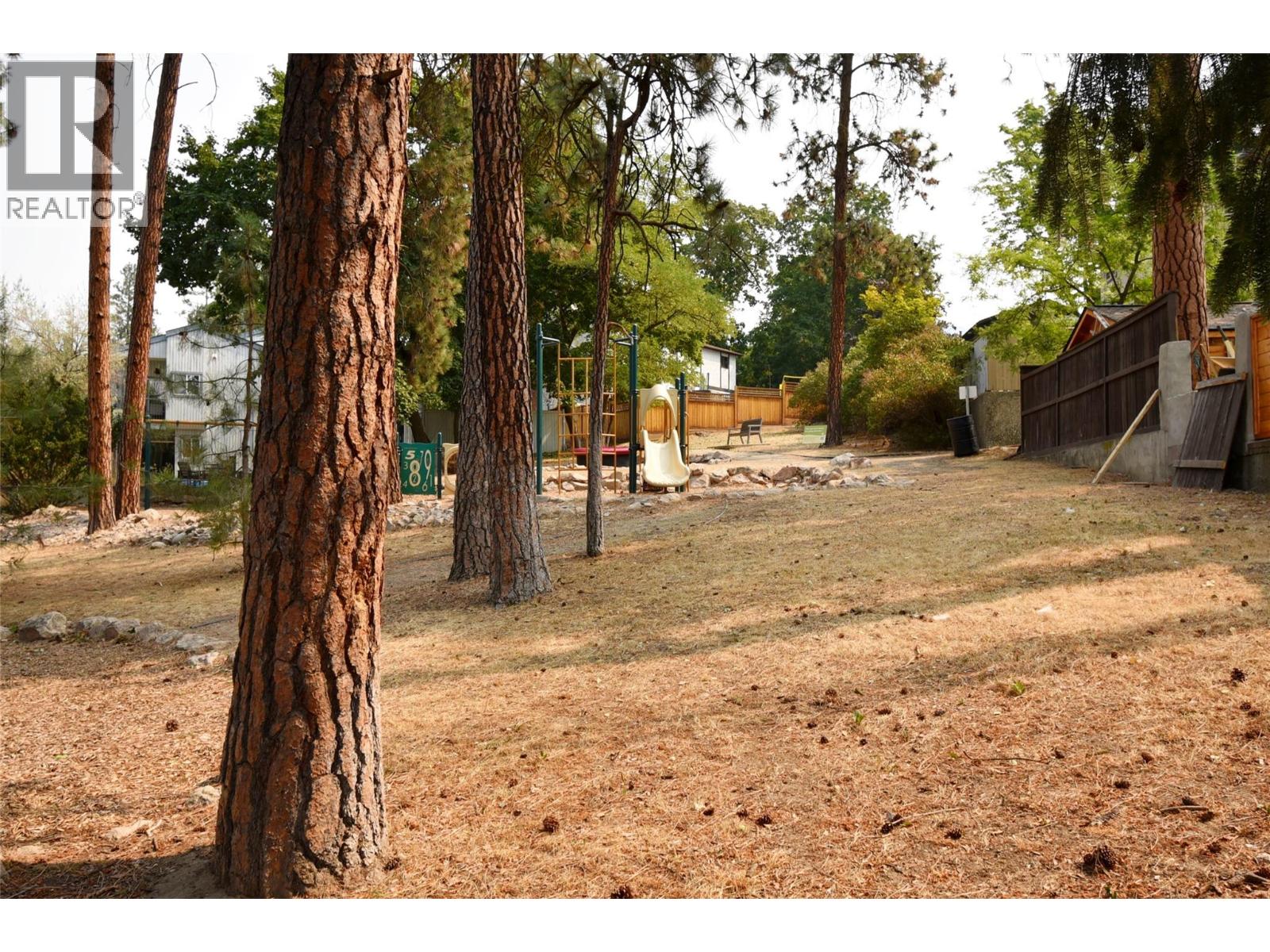 3907 17 Street - 76
