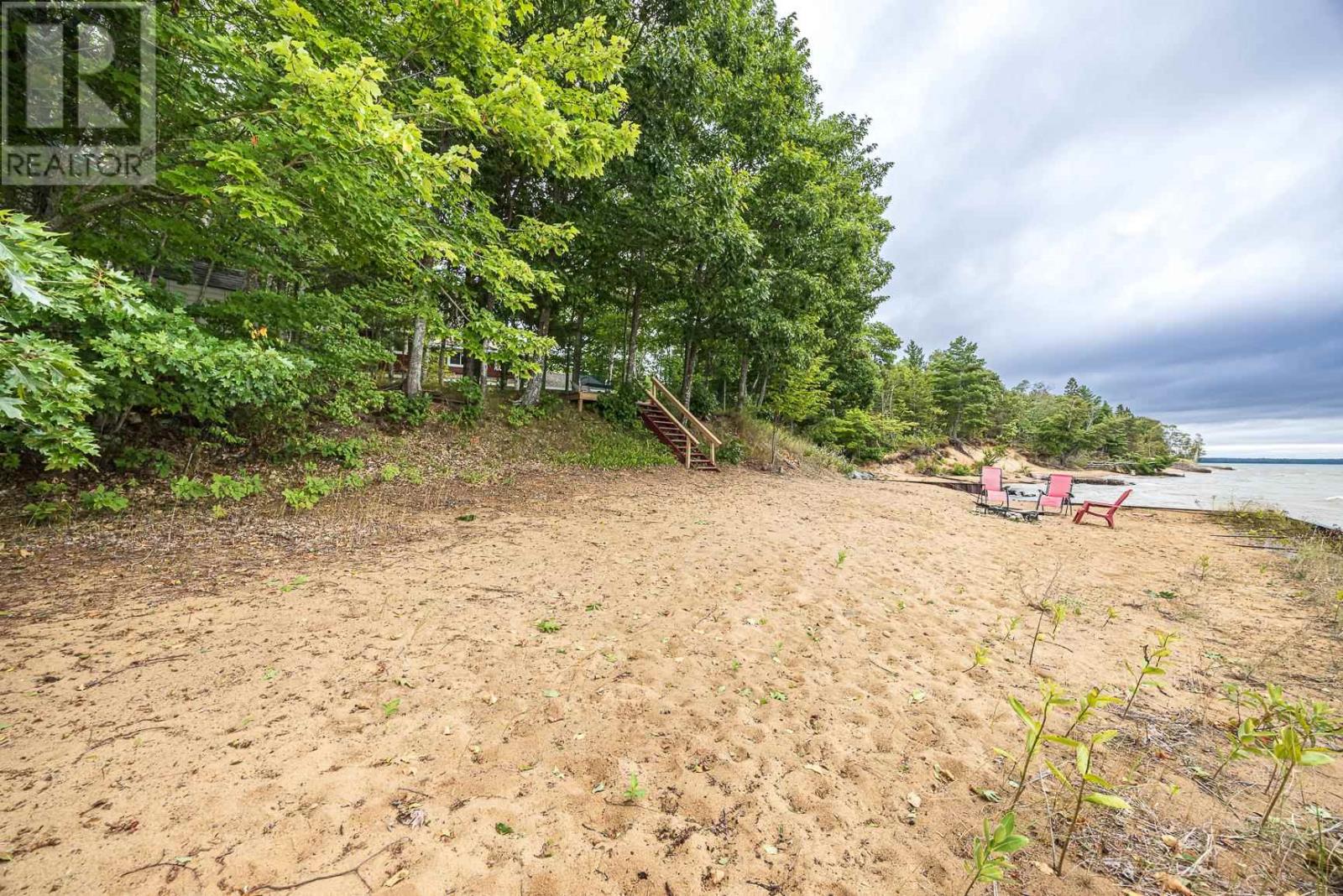 9 Nokomis Beach RD - 6