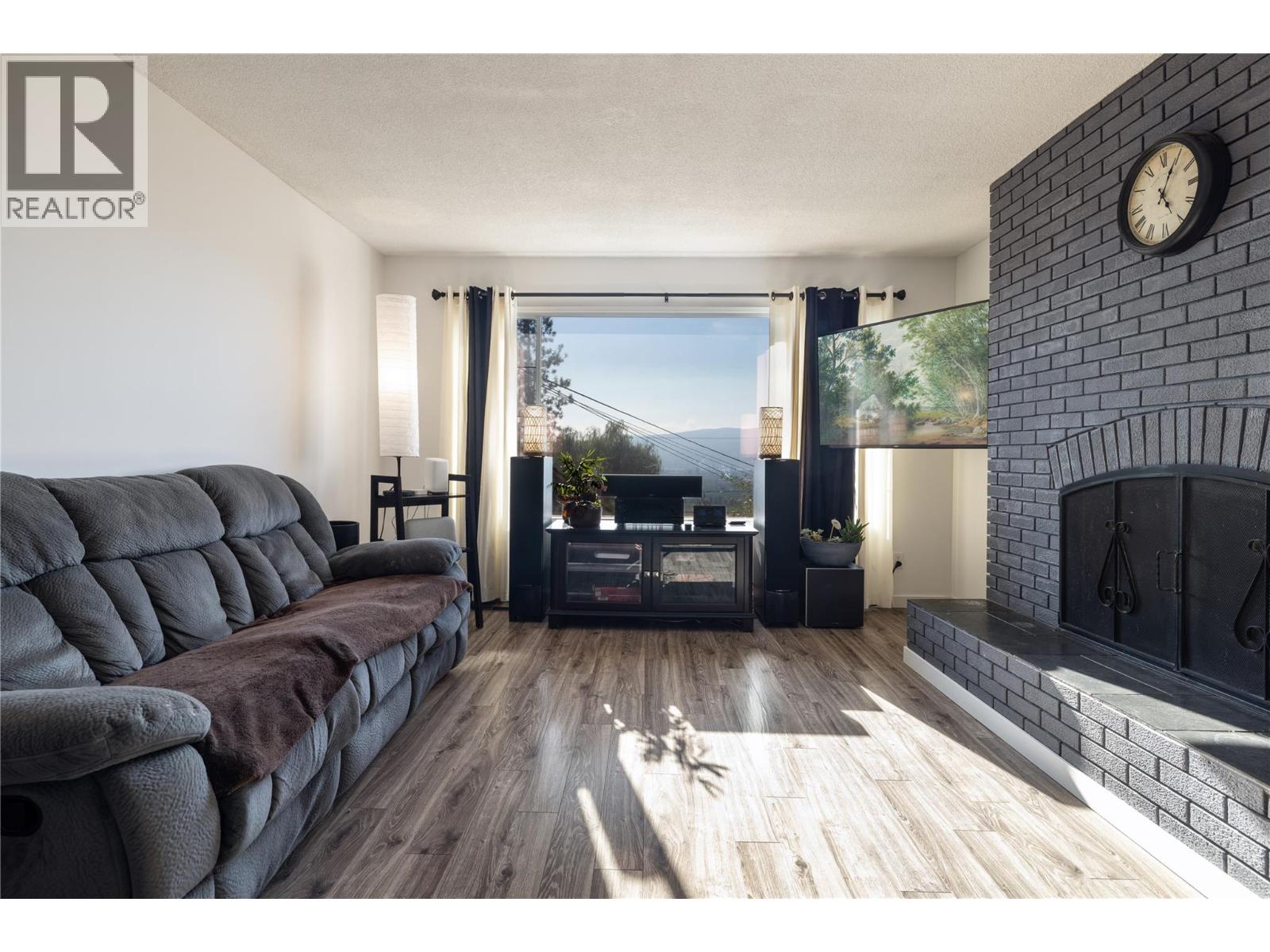 1035 Toovey Road - 11