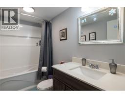 1035 Toovey Road, Kelowna, BC V1X6R2 Photo 28