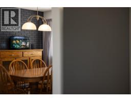 Kitchen - 1035 Toovey Road, Kelowna, BC V1X6R2 Photo 7