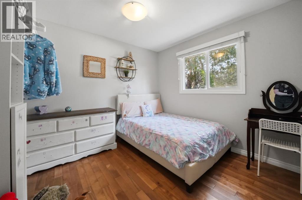 Listing photo – 57 Page Avenue, Red Deer