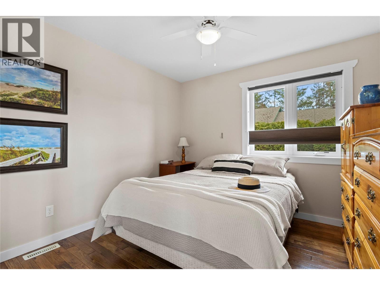 5106 Squilax Anglemont Road - 22