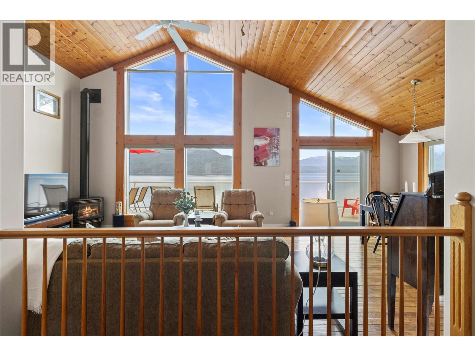 5106 Squilax Anglemont Road - 13