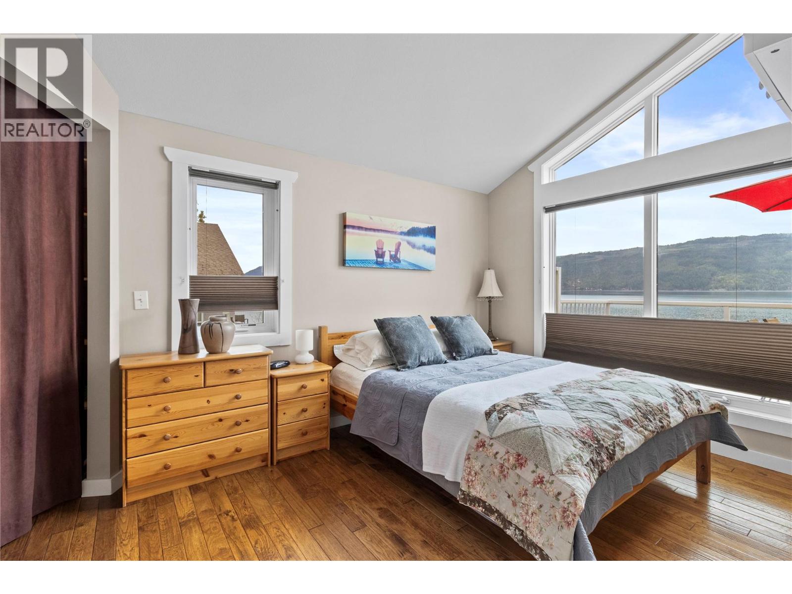 5106 Squilax Anglemont Road - Image 18