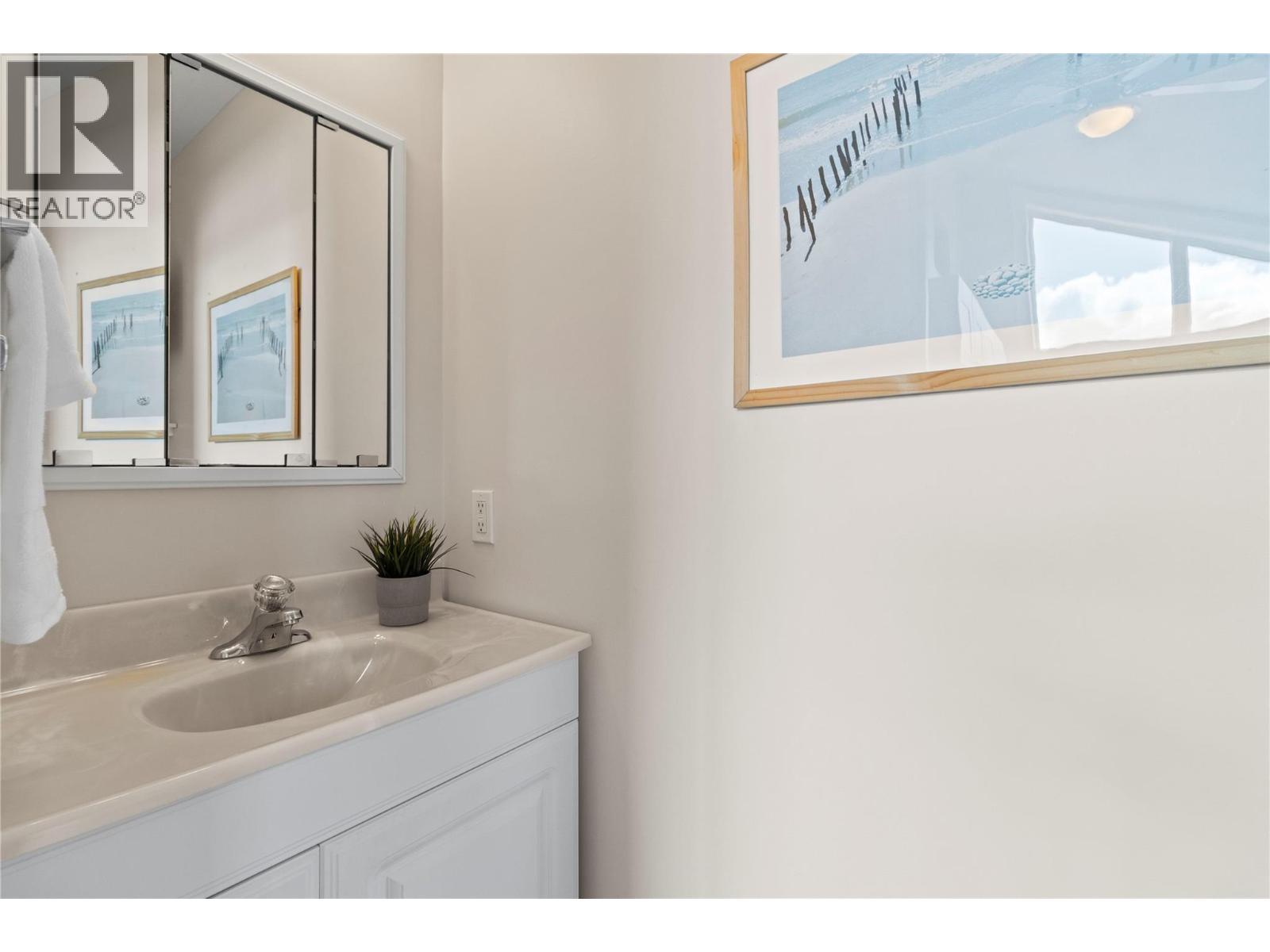 5106 Squilax Anglemont Road - 21