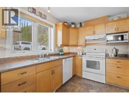 5106 Squilax Anglemont Road, Celista, BC V0E1M6 Photo 16