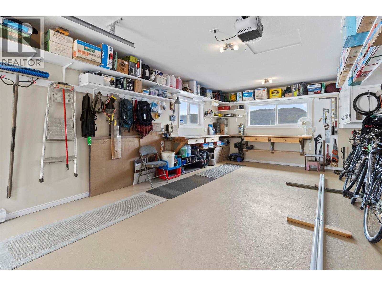 5106 Squilax Anglemont Road - 35