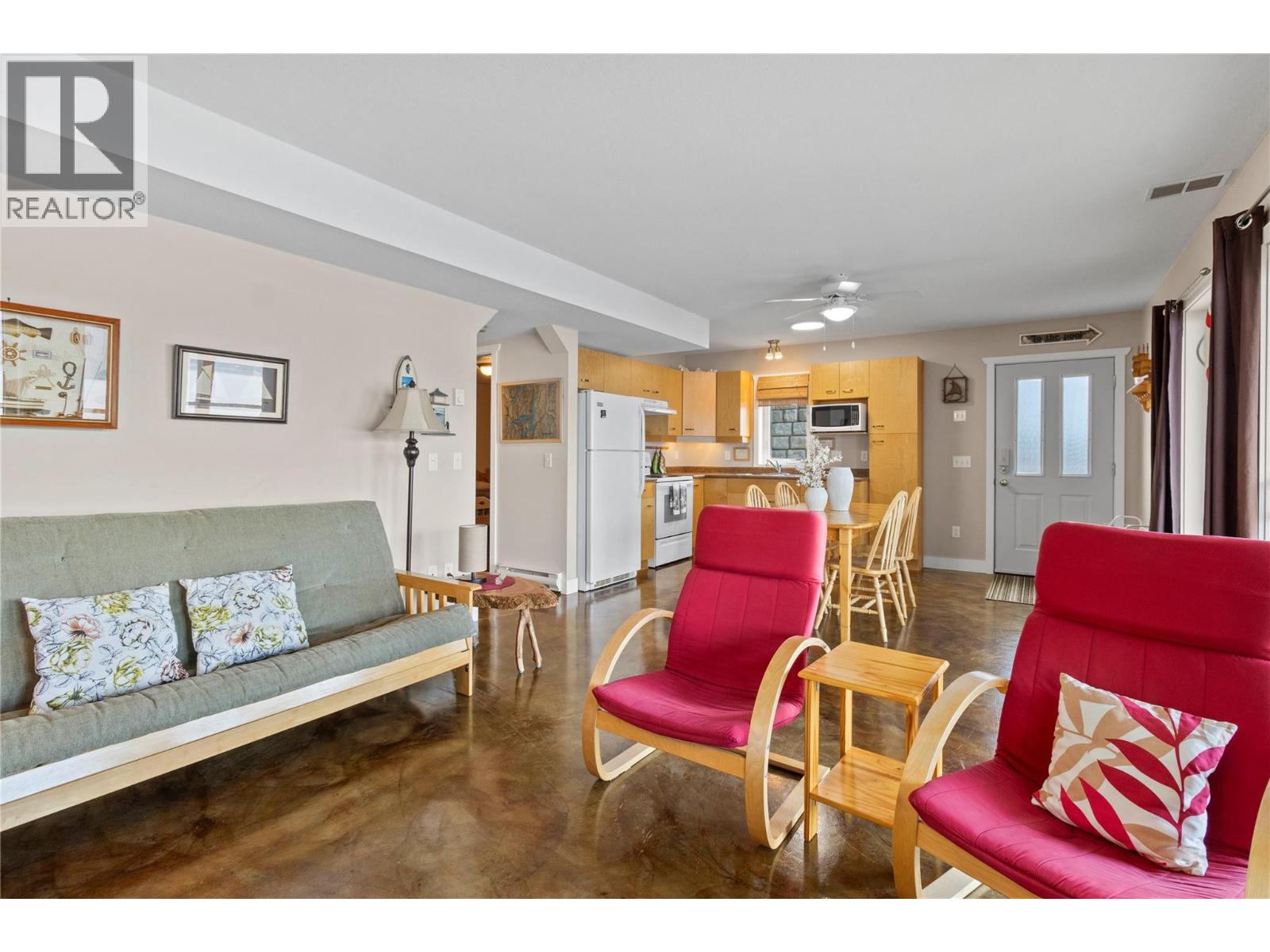 5106 Squilax Anglemont Road - 57