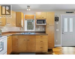 5106 Squilax Anglemont Road, Celista, BC V0E1M6 Photo 54