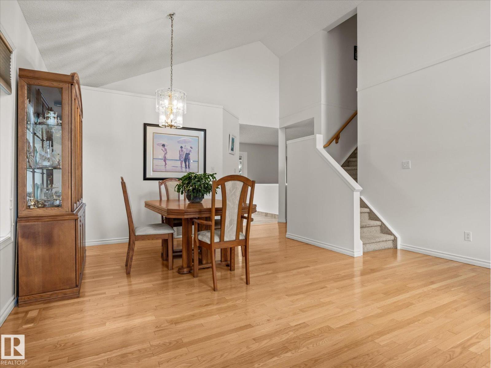 9008 190 ST NW - 10