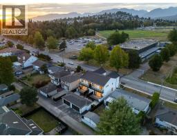 1 6210 Curtis Street, Burnaby, BC V5B2A5 Photo 32