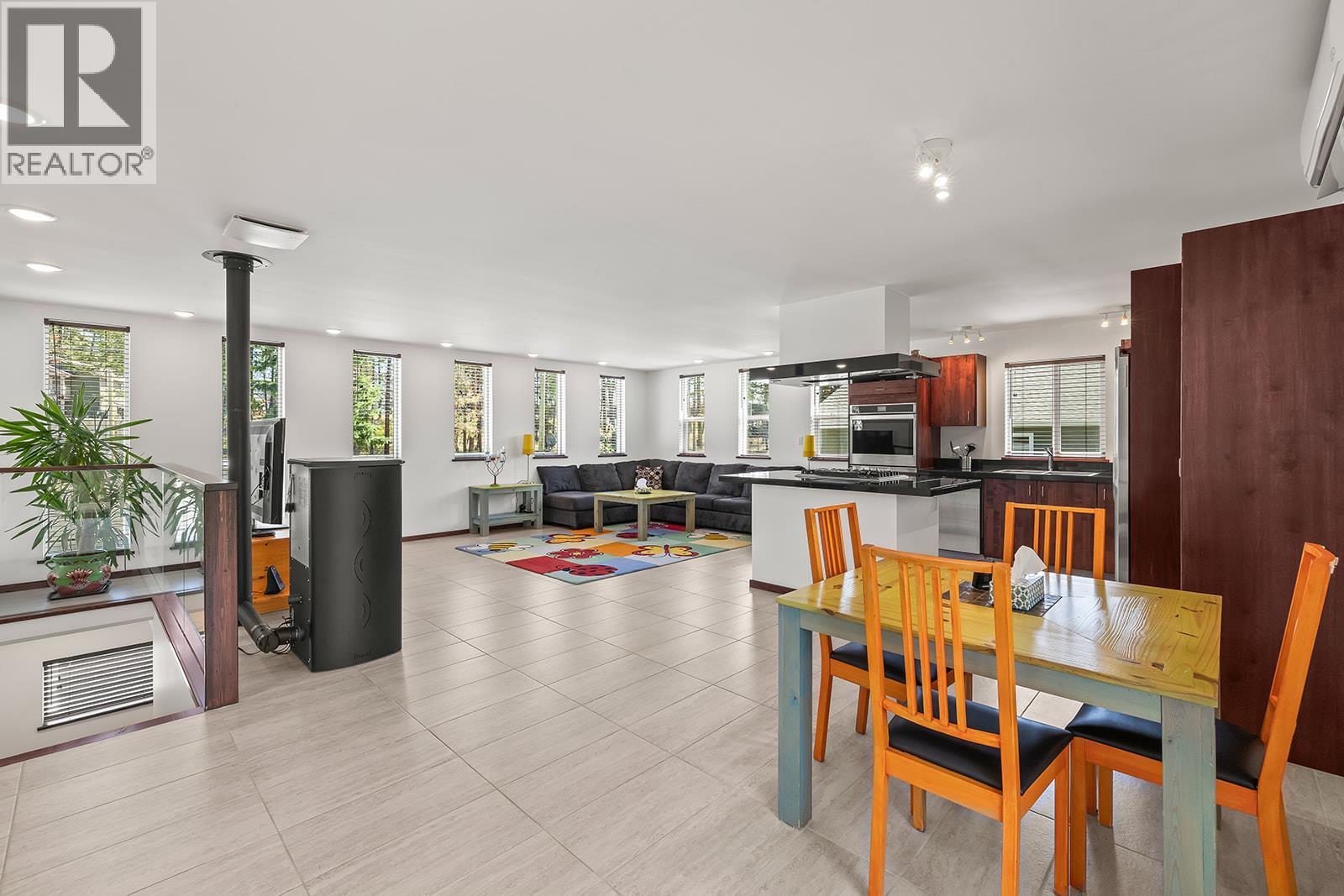 7141 Dunwaters Road - 22
