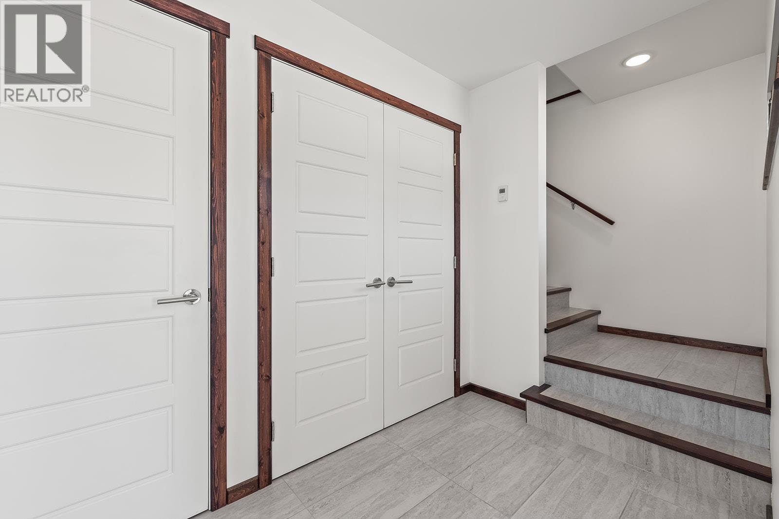 7141 Dunwaters Road - 40