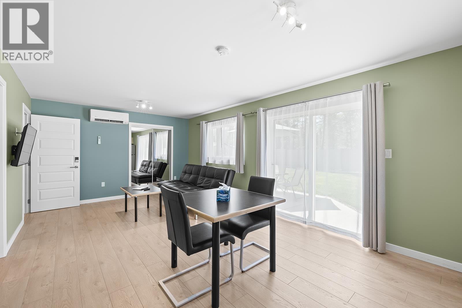 7141 Dunwaters Road - 46