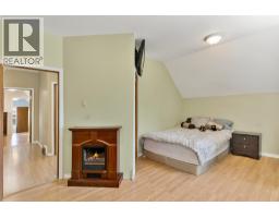 408 & 410 Mackenzie Avenue, Revelstoke, BC V0E2S0 Photo 34