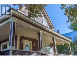 408 & 410 Mackenzie Avenue, Revelstoke, BC V0E2S0 Photo 47