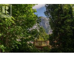 208 1500 Scott Crescent, Squamish, BC V8B1G5 Photo 26