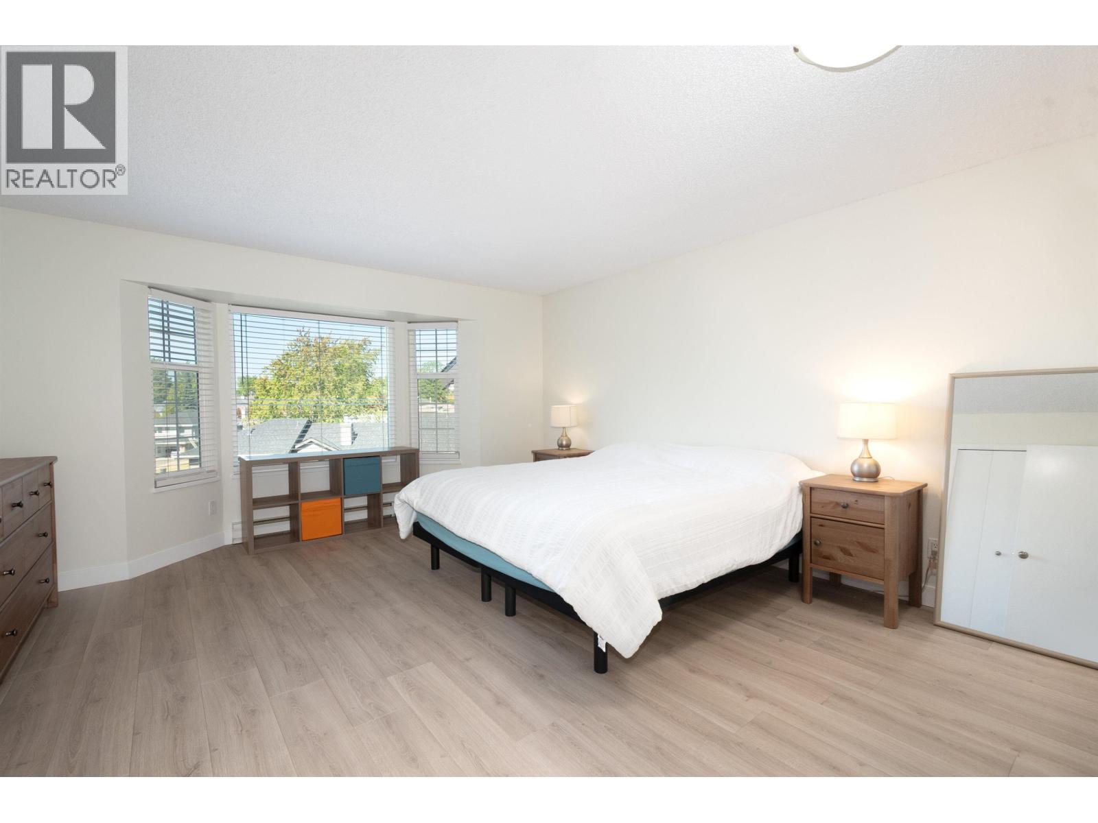 138 1140 CASTLE CRESCENT, Port Coquitlam