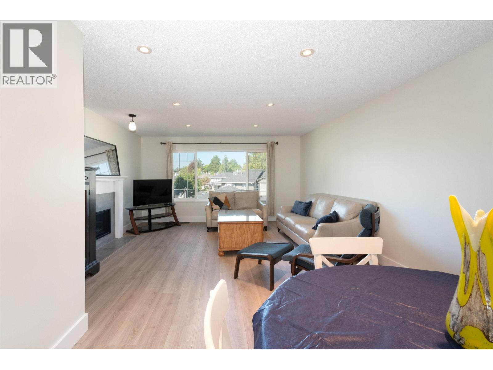 138 1140 CASTLE CRESCENT, Port Coquitlam