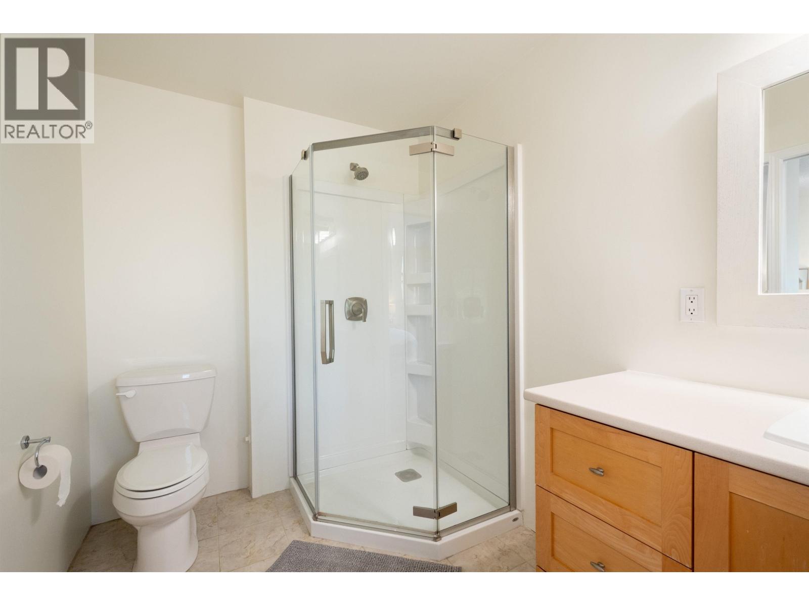 138 1140 CASTLE CRESCENT, Port Coquitlam