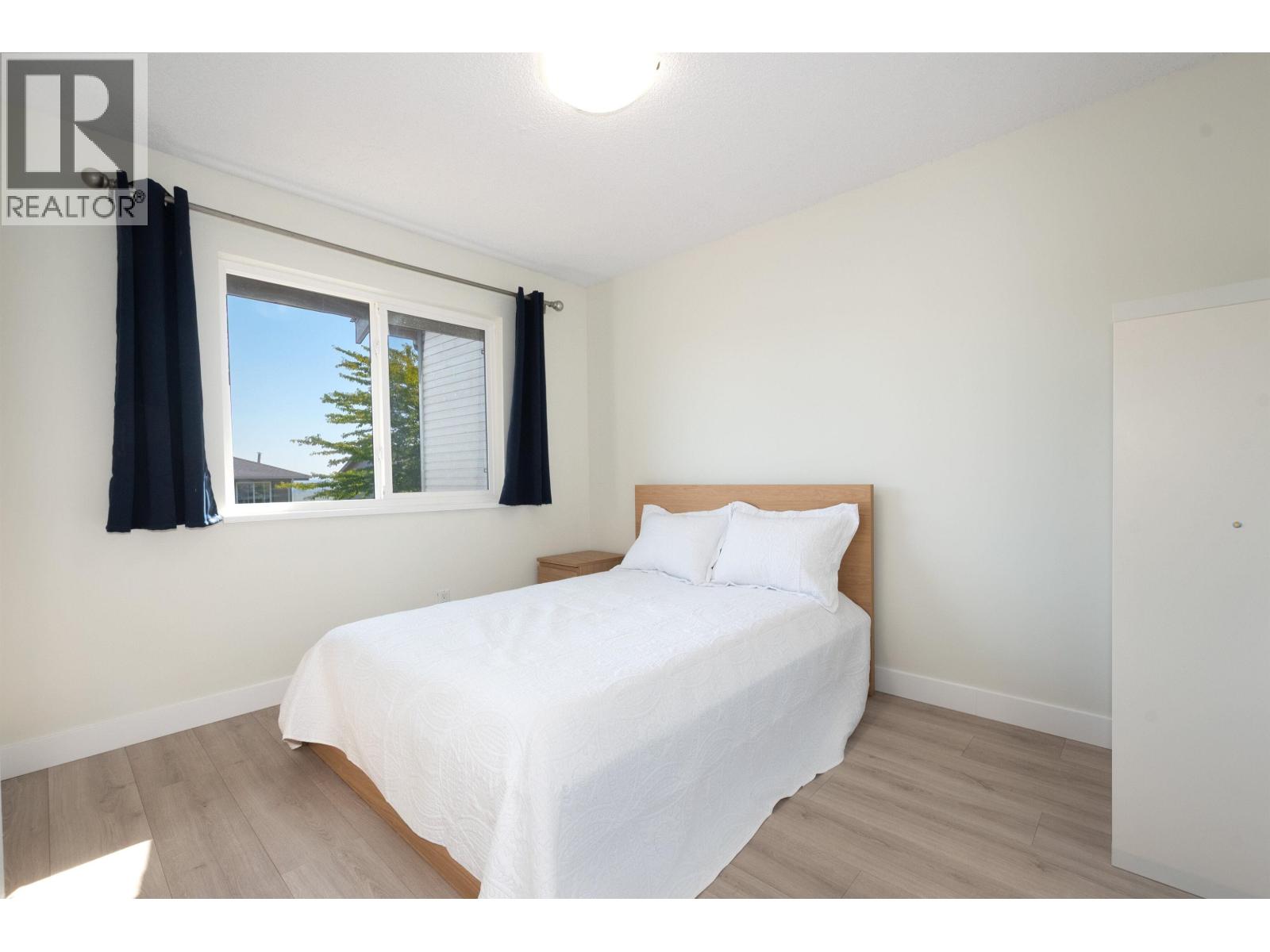 138 1140 CASTLE CRESCENT, Port Coquitlam