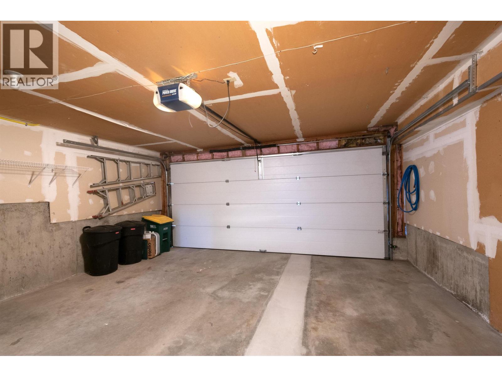 138 1140 CASTLE CRESCENT, Port Coquitlam