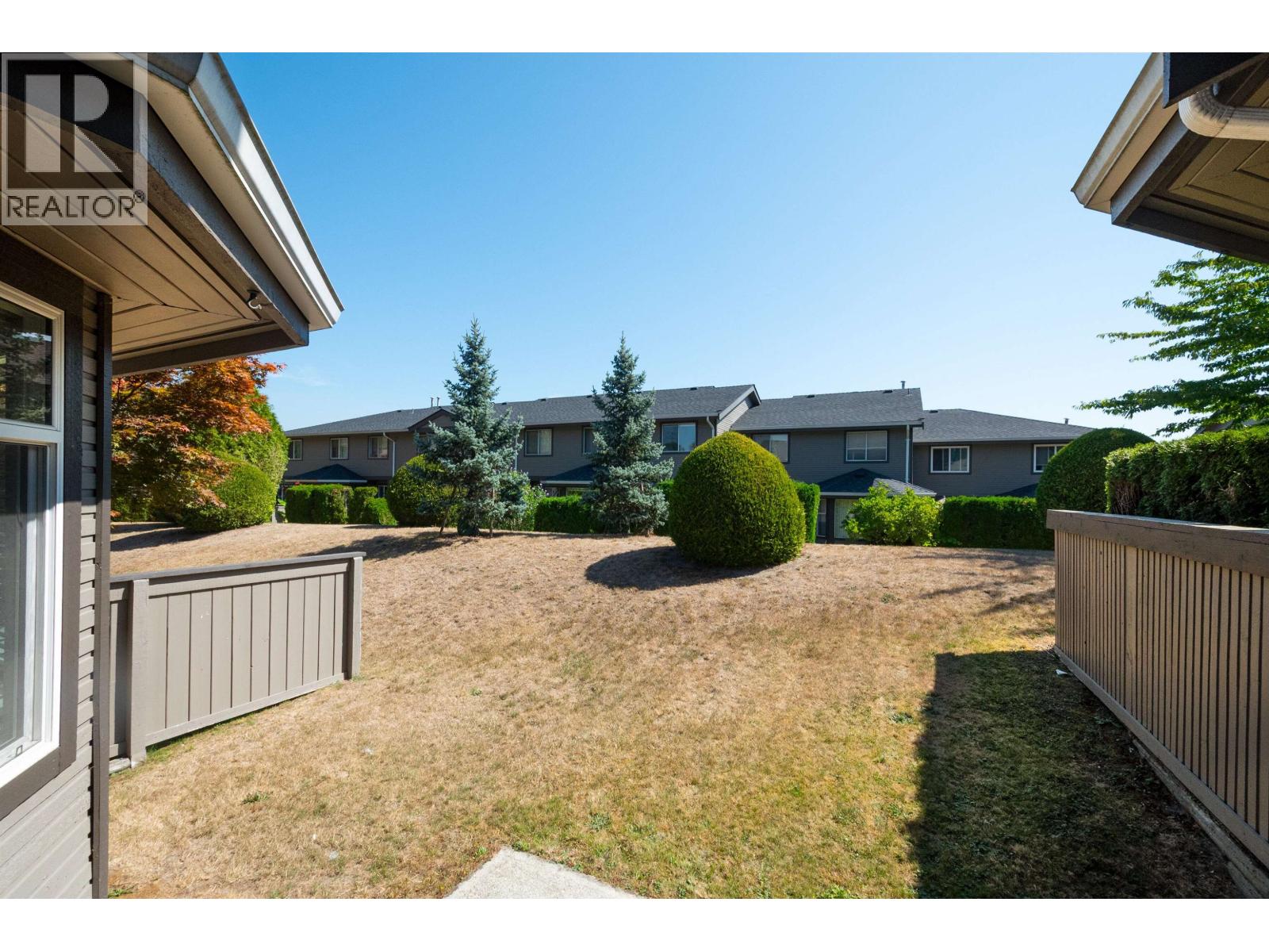 138 1140 CASTLE CRESCENT, Port Coquitlam