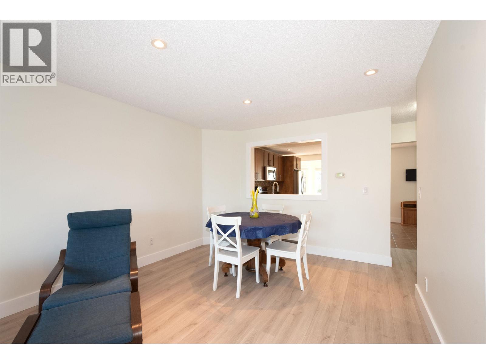 138 1140 CASTLE CRESCENT, Port Coquitlam