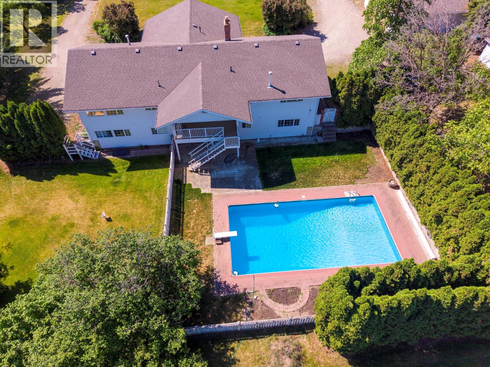 10151 Chase Road, Lake Country