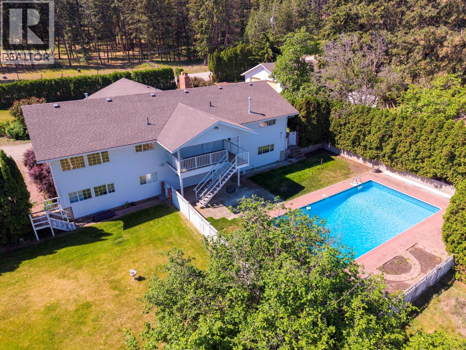 10151 Chase Road - 11