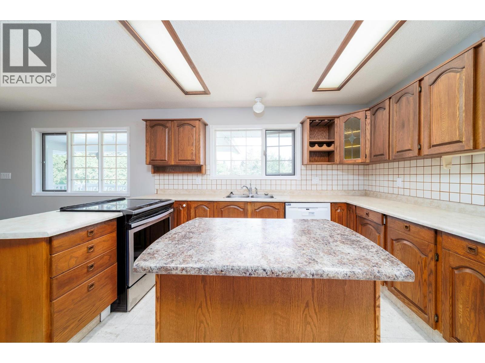 10151 Chase Road, Lake Country