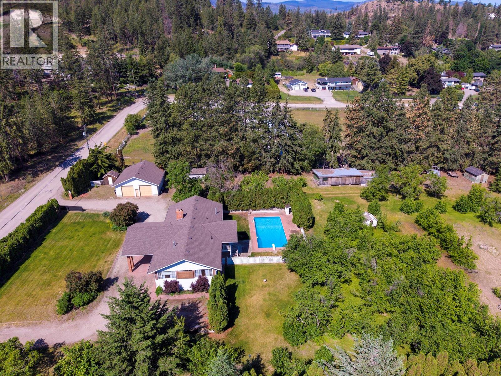 10151 Chase Road, Lake Country