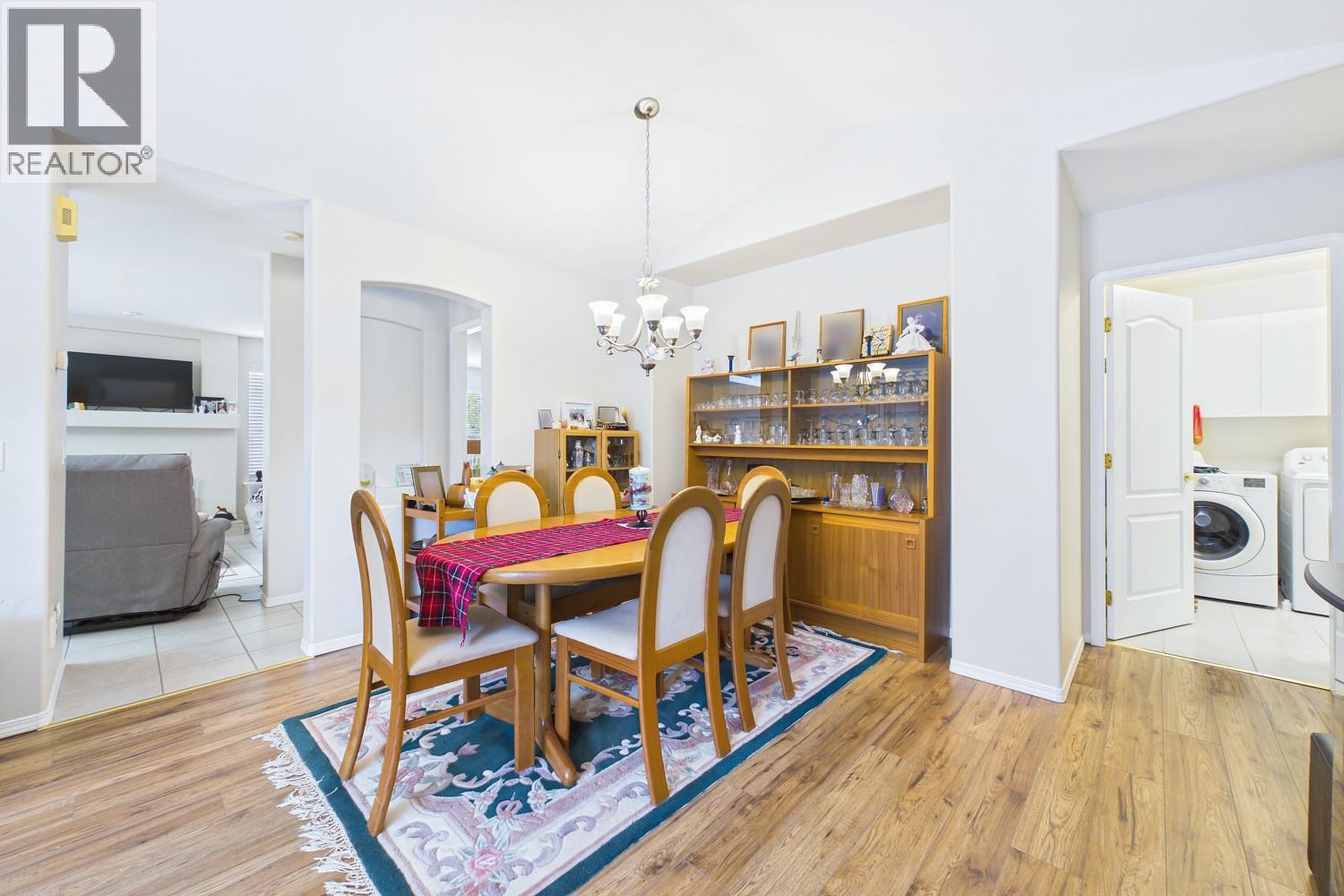 #84 680 Valley Road - 19