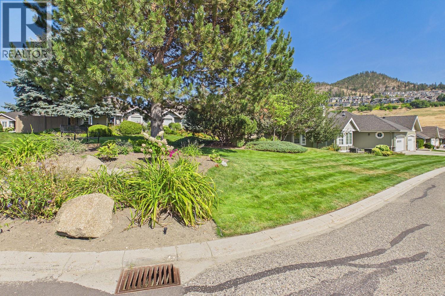 #84 680 Valley Road - 2