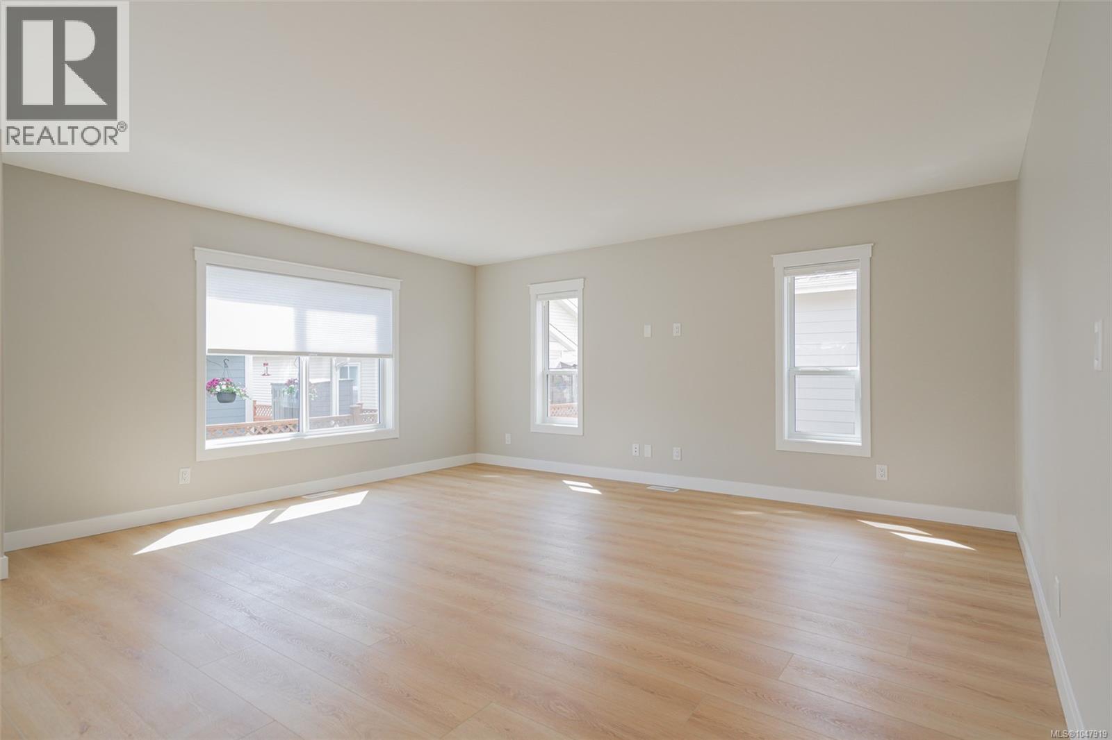 #204 5700 Pierce Rd - Image 17