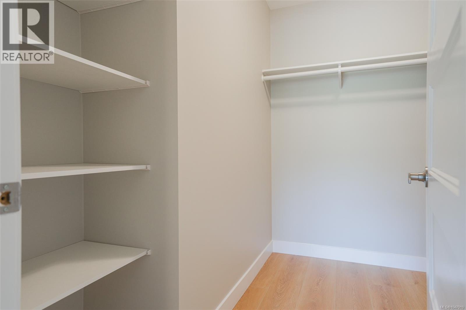 #204 5700 Pierce Rd - Image 31