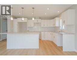 204 5700 Pierce Rd, Port Alberni, BC V9Y0A3 Photo 11