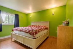 246 Main Street S, Morris, MB R0G1K0 Photo 11