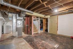 246 Main Street S, Morris, MB R0G1K0 Photo 16