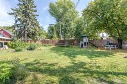 246 Main Street S, Morris, MB R0G1K0 Photo 22