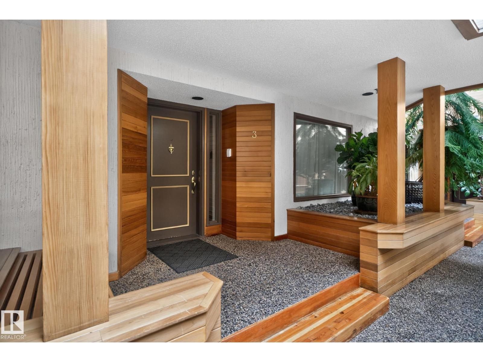 14808 45 AV NW - 3