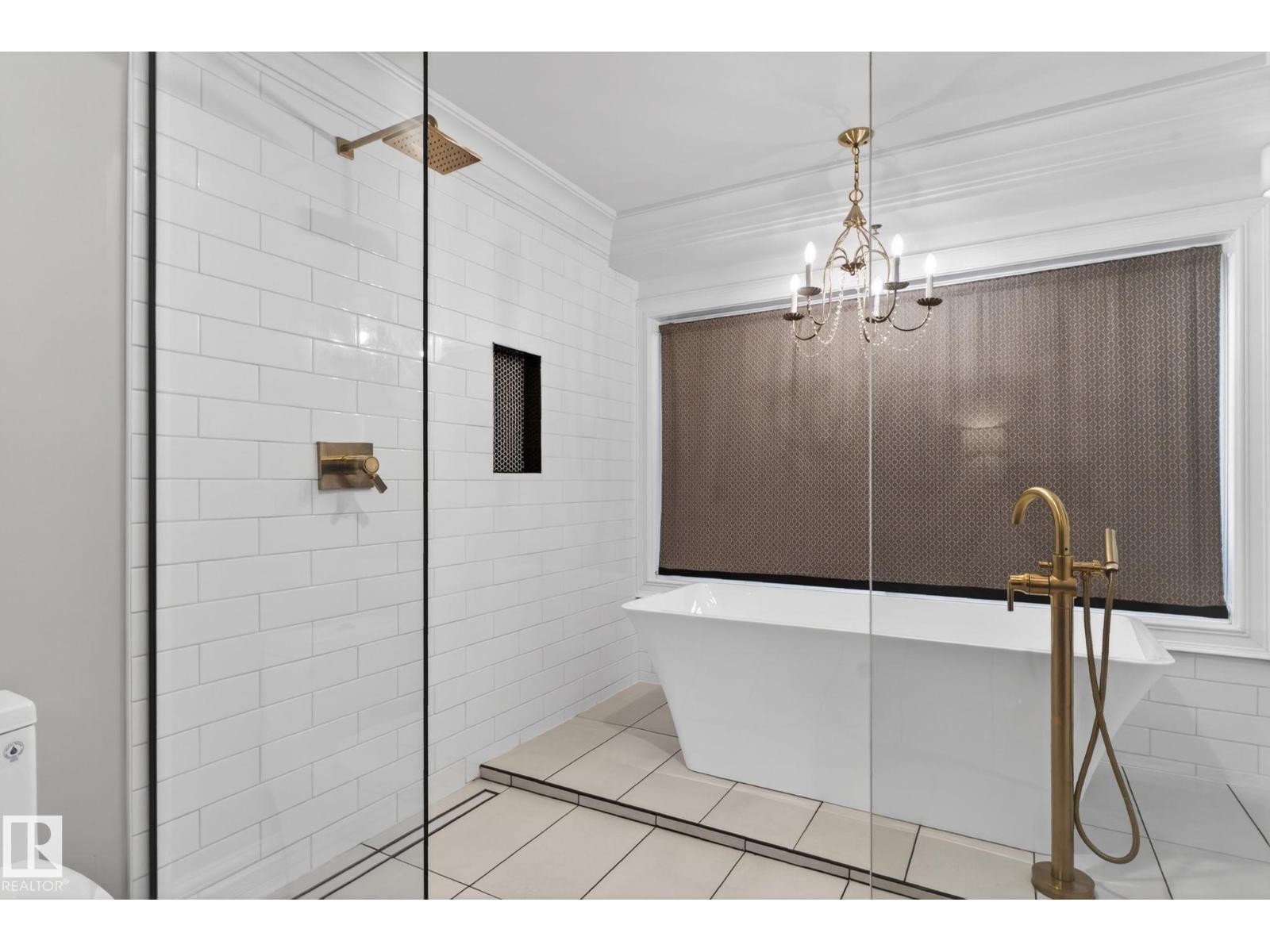 14808 45 AV NW - 34