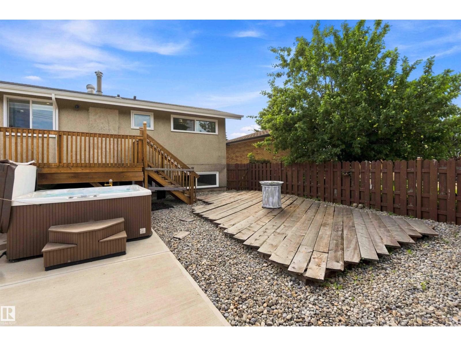 13820 63 ST NW - 56