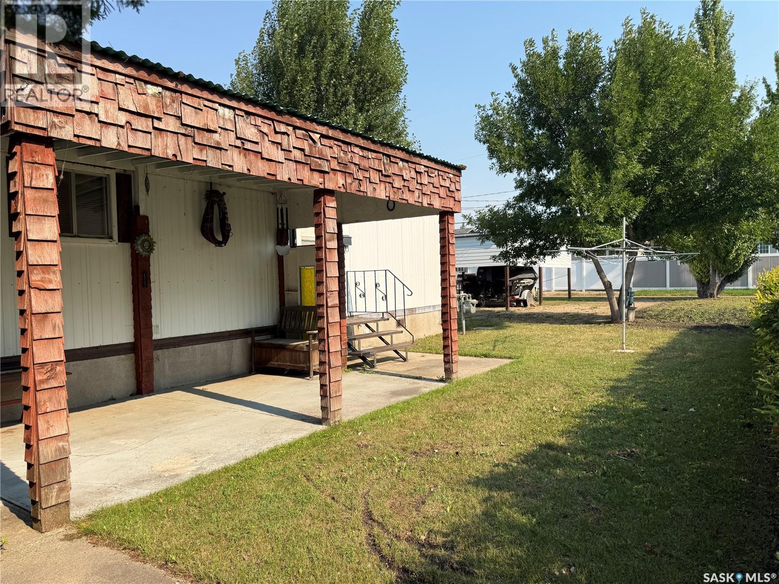 710 5th AVENUE W - Image 35